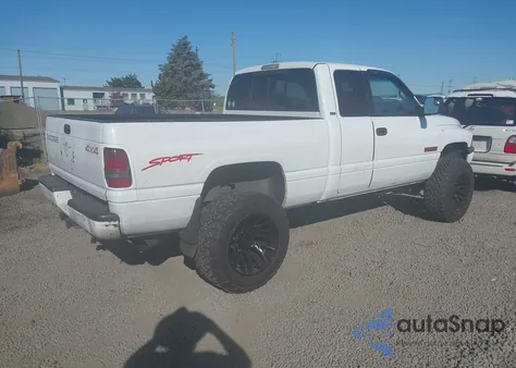 1998 Dodge Ram 2500 St from USA, damaged, VIN 1B7KF2363WJ175493